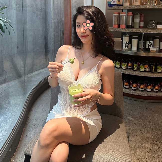 Hồng Nhung – Nàng Thơ Ướt Át Ở Trung Sơn